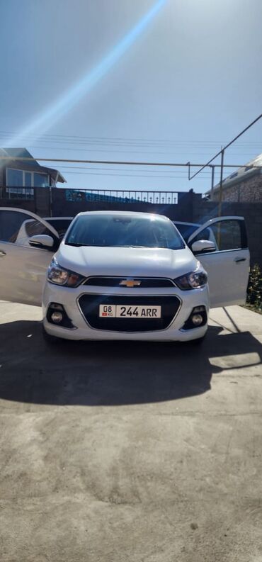 шевроле aveo: Chevrolet Spark: 2015 г., 1 л, Автомат, Бензин, Хэтчбэк
