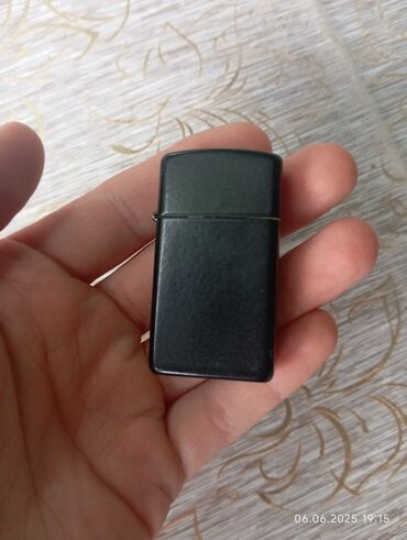 бензин zippo: Зажигалка, Zippo, Бензиновая, Б/у