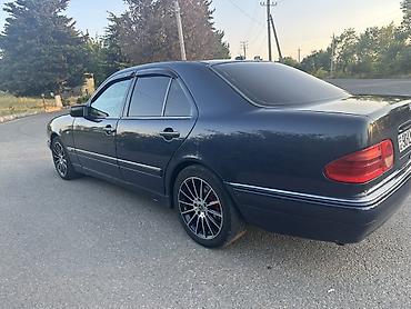 фольксваген пассат 1: Mercedes-Benz E-Class: 2.4 л | 1998 г. Седан — 4