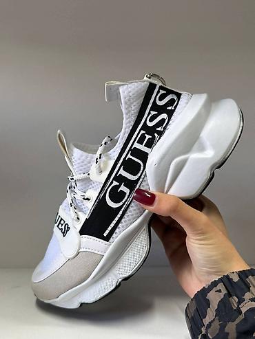 sandale patike: GUESS ženske patike – chunky fashion model - Dizajn: masivni „chunky“ — 2
