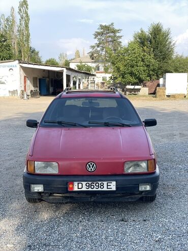 обмен универсал: Volkswagen Passat: 1992 г., 1.8 л, Механика, Бензин, Универсал
