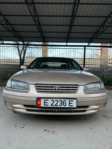 toyota fg: Toyota Camry: 1997 г., 2.2 л, Механика, Бензин, Седан
