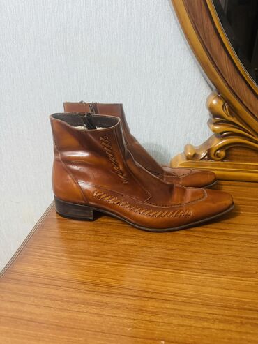 eqa shoes qarayev unvan: Sapojki