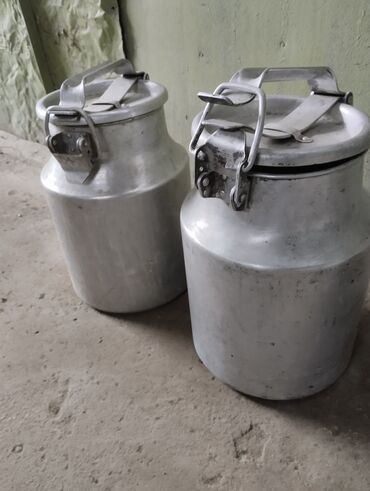 пластиковые бочка: Алюминиевые молочные фляги с герметичной крышкой-зажимом (кламповый