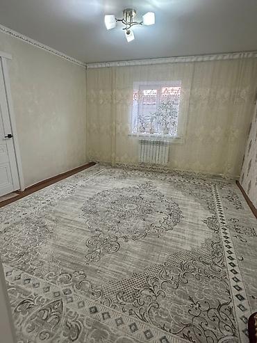 Продажа коттеджей и домов: Маевкадан 4 болмолуу үй сатылат, абалы жакшы сүрөттөгүдөй, удобства — 8