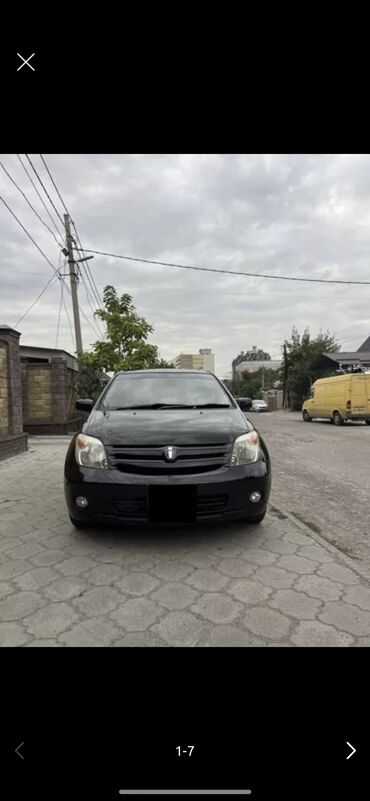 Toyota: Toyota ist: 2003 г., 1.5 л, Автомат, Бензин, Хэтчбэк