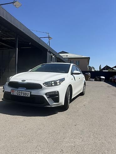 Kia Cerato: 2021 г., 1.6 л, Автомат, Бензин, Седан