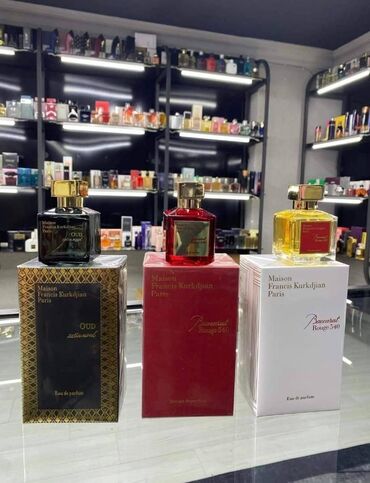 Parfemi: Originalni parfemi 38e komad, Bulgari
Kirke
Erba
Guess
48e — 9