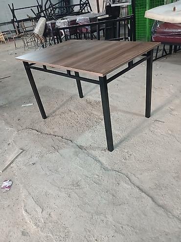 restoran is: Masa – metal karkaslı, kvadrat formalı model - Ölçü: təxminən 80x80 — 3