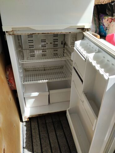 Холодильники: Холодильник Требуется ремонт, Двухкамерный