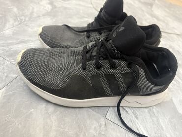 б у мужская спортивная обувь: Мужские кроссовки, 41, Adidas, Б/у, цвет - Серый, Самовывоз, Бесплатная доставка, Платная доставка