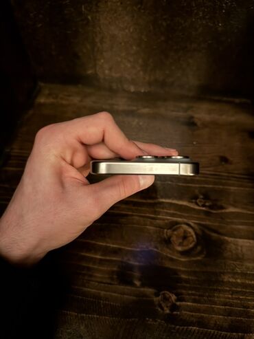 Apple iPhone: IPhone 15 Pro, 256 GB, Natural Titanium, Face ID — 4