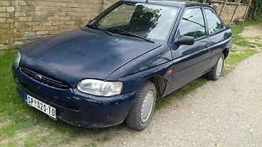 pezo 1: FORD ESCORT - KOMPLETAN AUTO U DELOVIMA | FORD velika ponuda delova — 1