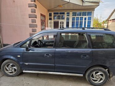авто из оаэ бишкек: Hyundai Trajet 2л Автомат год 2005— минивэн темно-синего цвета