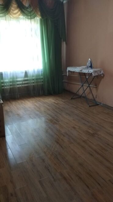 1 комнатная квартира в караколе в Кыргызстан | Посуточная аренда квартир: 4 комнаты, 104 м², 105 серия, 1 этаж, Электрическое отопление