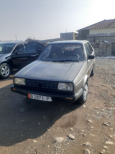 Volkswagen: Volkswagen Vento: 1988 г., 1.8 л, Механика, Бензин, Седан