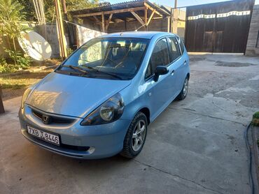 Honda: Honda Jazz: 2004 г., 1.3 л, Механика, Бензин, Хэтчбэк