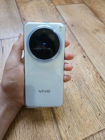 смартфоны безрамочные телефоны: Vivo X200 Pro, Новый, 512 ГБ, 2 SIM