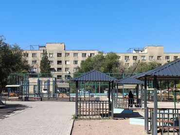 Продажа квартир: 1 комната, 13 м², Общежитие и гостиничного типа, 3 этаж, Старый ремонт