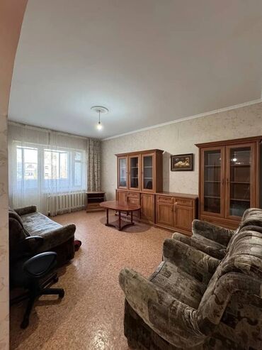 квартира гес2: 3 комнаты, 62 м², 105 серия, 4 этаж, Косметический ремонт