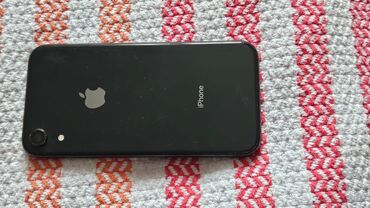 ayfon iks: IPhone Xr, Desert Titanium