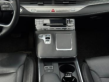 Hyundai: Hyundai Grandeur: 2021 г., 3 л, Автомат, Газ, Седан — 5