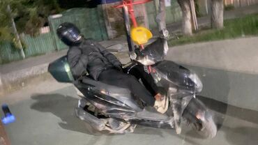 тент для скутера: Тип скутера Suzuki, 150 куб. см, Бензин, Б/у
