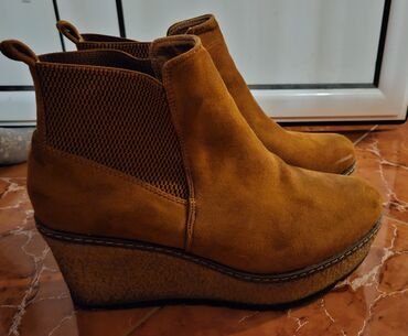 puma zenske patike duboke: Ankle boots, 41