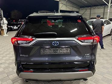 Scion: Toyota RAV4: 2022 г., 2.5 л, Вариатор, Гибрид, Кроссовер — 2