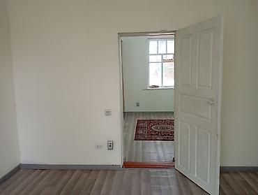 пр чуй: Продаю квартиру барачного типв - Планировка: несколько смежных — 6