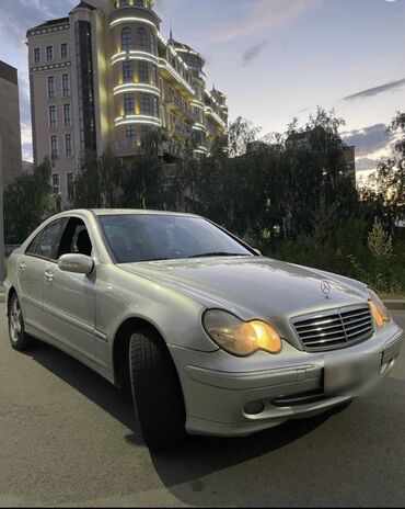 бмв 5 серии: Mercedes-Benz C-Class: 2000 г., 2.6 л, Автомат, Бензин, Седан