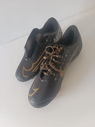 Butslar: Futbol butsaları – qazon (FG) üçün (41 razmer) - Model: Mercurial — 3