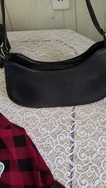 Çantalar: Qara mini çiyin çantası - Stil: Aypara (baguette) forması, minimal və — 2