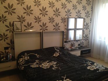 Həyət evləri və villaların satışı: 6 otaqlı, 350000 kv. m, Orta təmir — 3