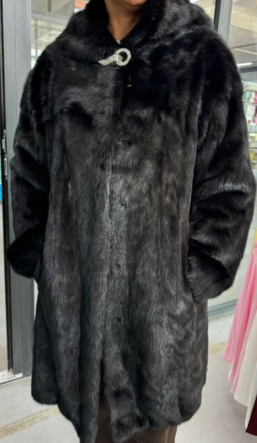 домашние халаты больших размеров: Шуба, Норка, По колено, С капюшоном, L