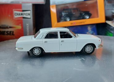 Avtomobil modelləri: QAZ, 1985 il, 1:8, Dəmir, Ödənişli çatdırılma — 11