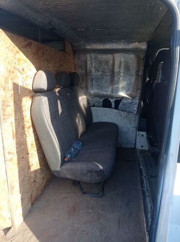 Ford: Ford Transit: 2001 г., 2 л, Дизель, Фургон — 5