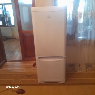 utu alti: Новый Трехкамерный Indesit Холодильник цвет - Белый