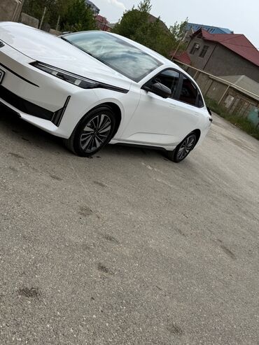 yamaha psr 3000: Changan : 1.8 л | 2024 г. 40000 км Седан