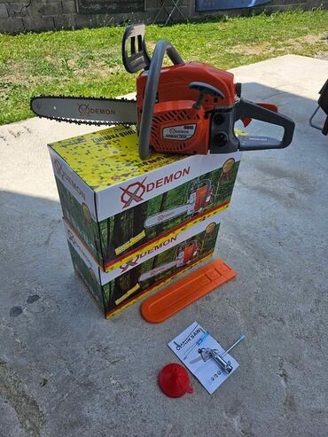 Motorne testere: Demon motorna testera original 2 godine garancija 3.2konja na lalafo.rs — 3 Motorne testere: Demon motorna testera original 2 godine garancija 3.2konja — 3