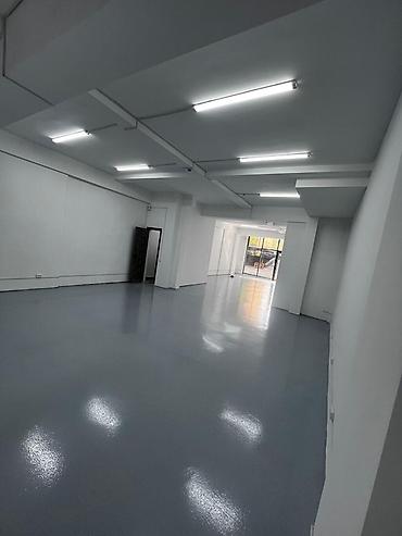 Аренда помещений свободного назначения: Сдается в аренду коммерческое помещение на первом этаже нового жилого — 10