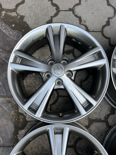 Диски: Литые Диски R 18 Lexus, Комплект, отверстий - 5, Б/у — 6