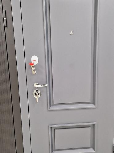 dəmir qapıları: Mənzil üçün Yeni Giriş qapısı 90x205 sm Glazok ilə, Zəmanətli, Ödənişli quraşdırma, Ödənişli çatdırılma — 2