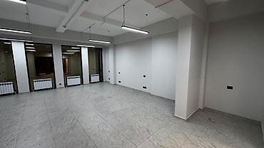 продажа офисов в бизнес центрах: Сдаю Офис,В бизнес центре Роял, С отдельным сан узлом на 5 этаже 25за — 5
