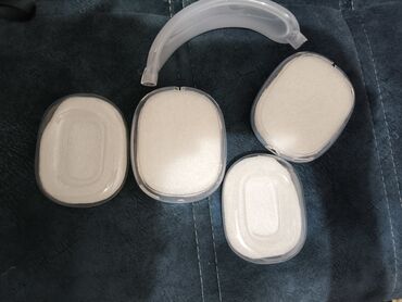чехол для телефона цена: Продается чехол для наушников airpods max