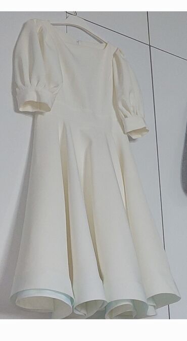 dress: Коктейльное платье, Миди, M (EU 38)