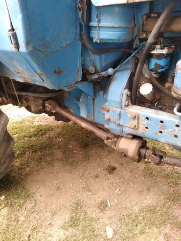 Traktorlar: Salam Real alıcılar bu nömrə ilə əlaqə saxlasın 0513015202 — 8
