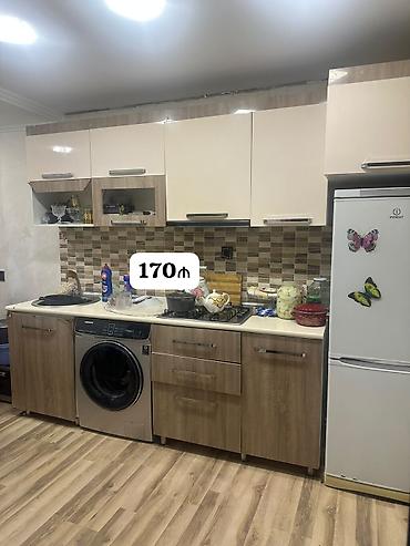 Mətbəx mebeli satılır. - Ölçü: 3 metr - Qiymət: 170₼ - Üst paneldə
