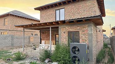 Продажа коттеджей и домов: 4 комнаты, 180 м², 4 соток, Бишкек, Рухий Мурас ж/м Агентство недвижимости — 4