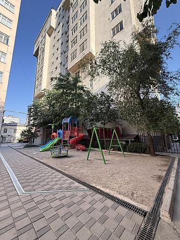 Продажа квартир: 3 комнаты, 187 м², 3 этаж — 16